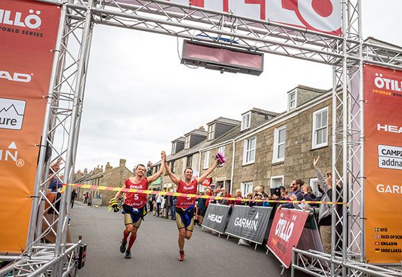優勝チームはイギリスのトライアスリート。記録は5時間2分。