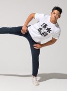 背もたれより高く四股が踏めるか? できぬ者、午前中は補習じゃ。 背もたれより高く四股が踏めるか? できぬ者、午前中は補習じゃ。