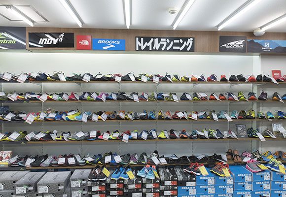 さかいやスポーツ内観1